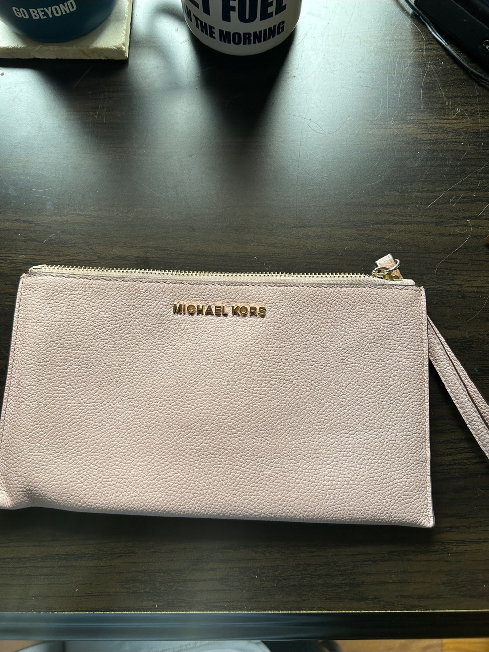 Michael kors wristlet